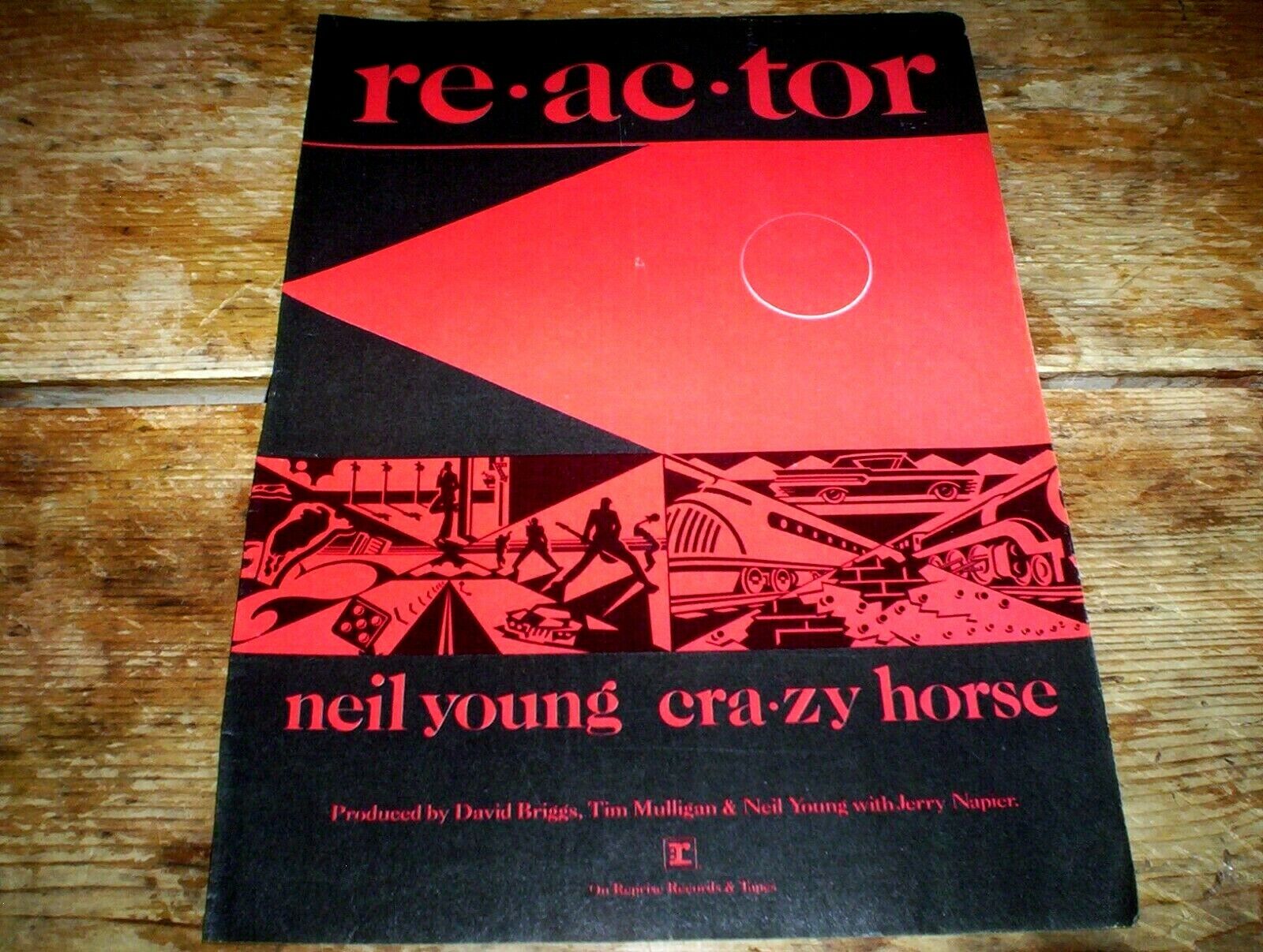 NEIL YOUNG & CRAZY HORSE ( REACTOR ) 1981 Vintage U.S. PROMO Ad NM-