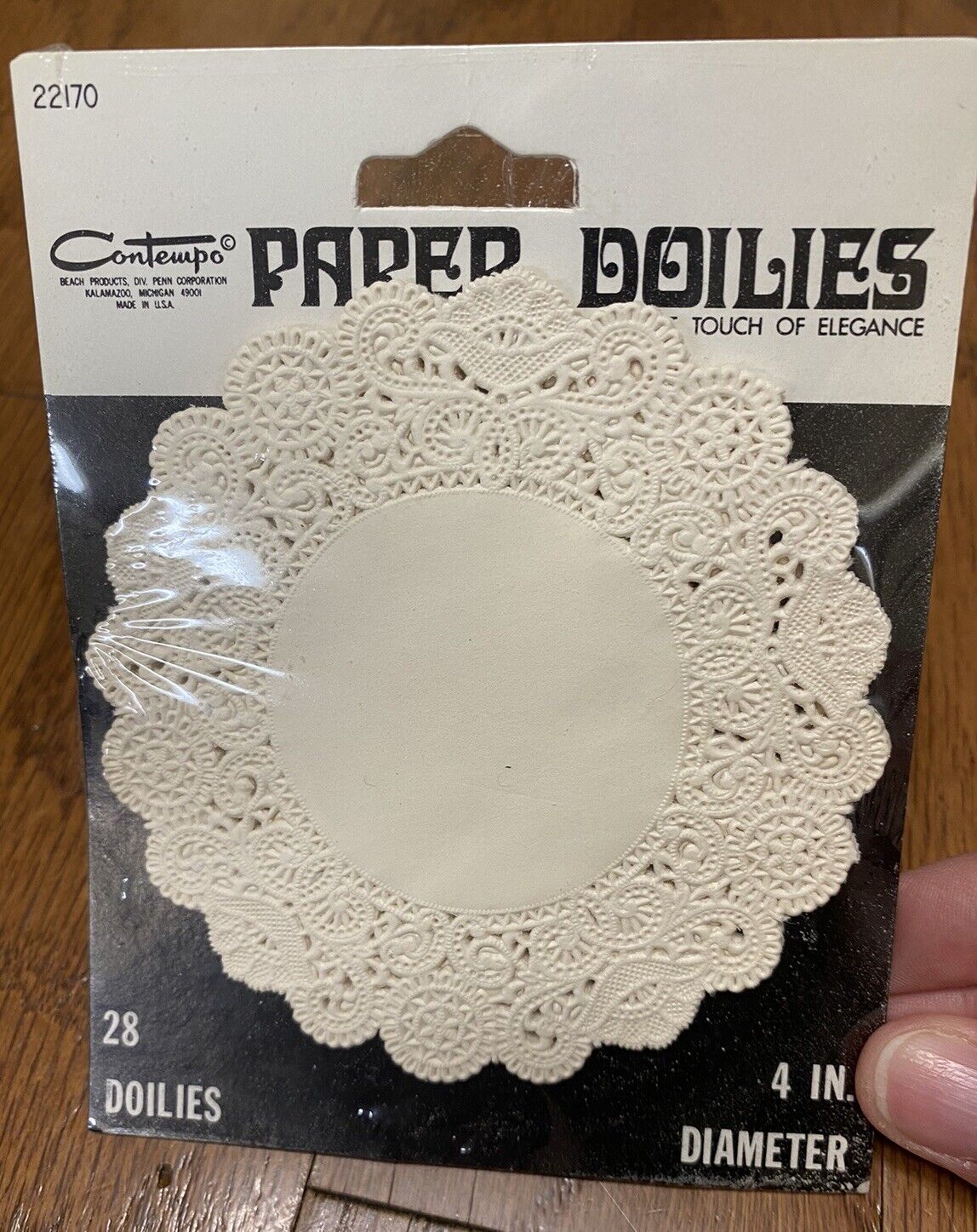Vintage Contempo Pack of 28 - 4” Paper Doilies - Lace Paper #22170 NEW & SEALED