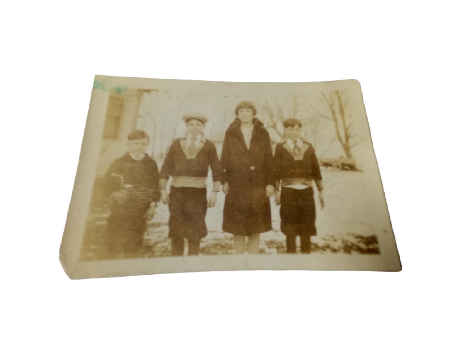 Vintage 1925 Photo Mother & 3 Children Women Boys House 3 1/2\