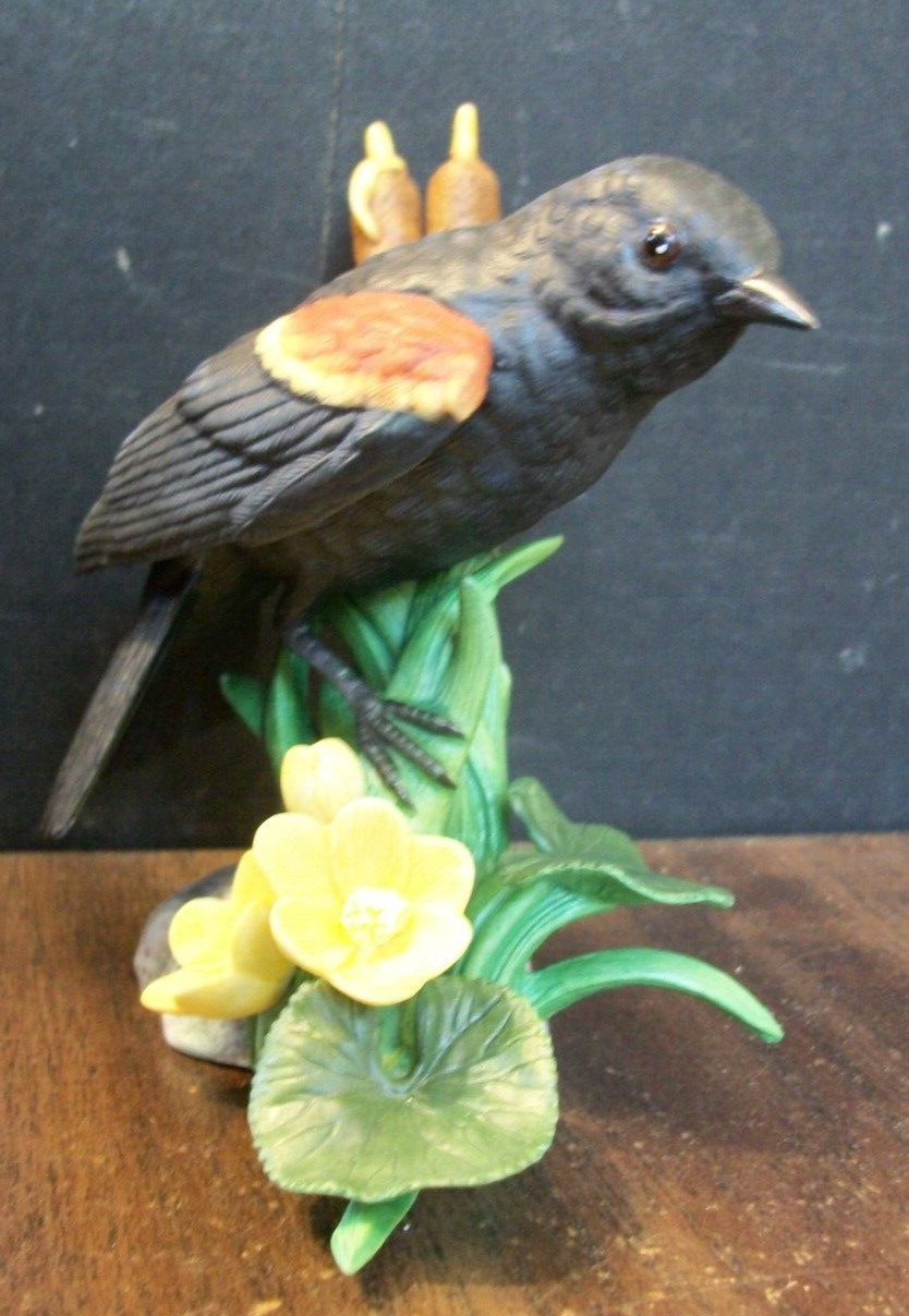 Lenox Fine Porcelain Bird Figurine Red Winged Blackbird Cattails Yellow Flowers