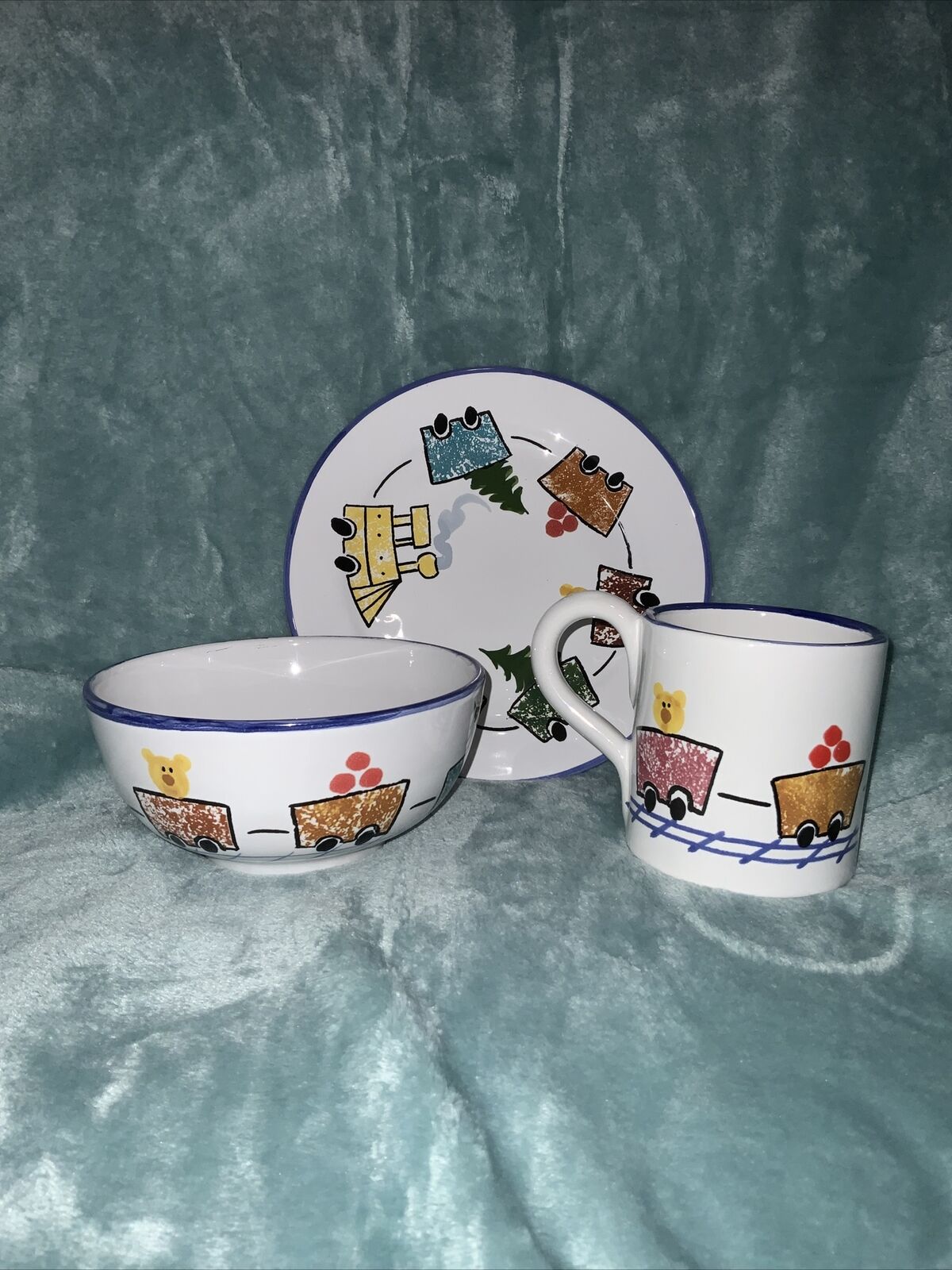 - Starbucks Little Trio Mug, Cereal Bowl, Fruit/Toast Plate Set