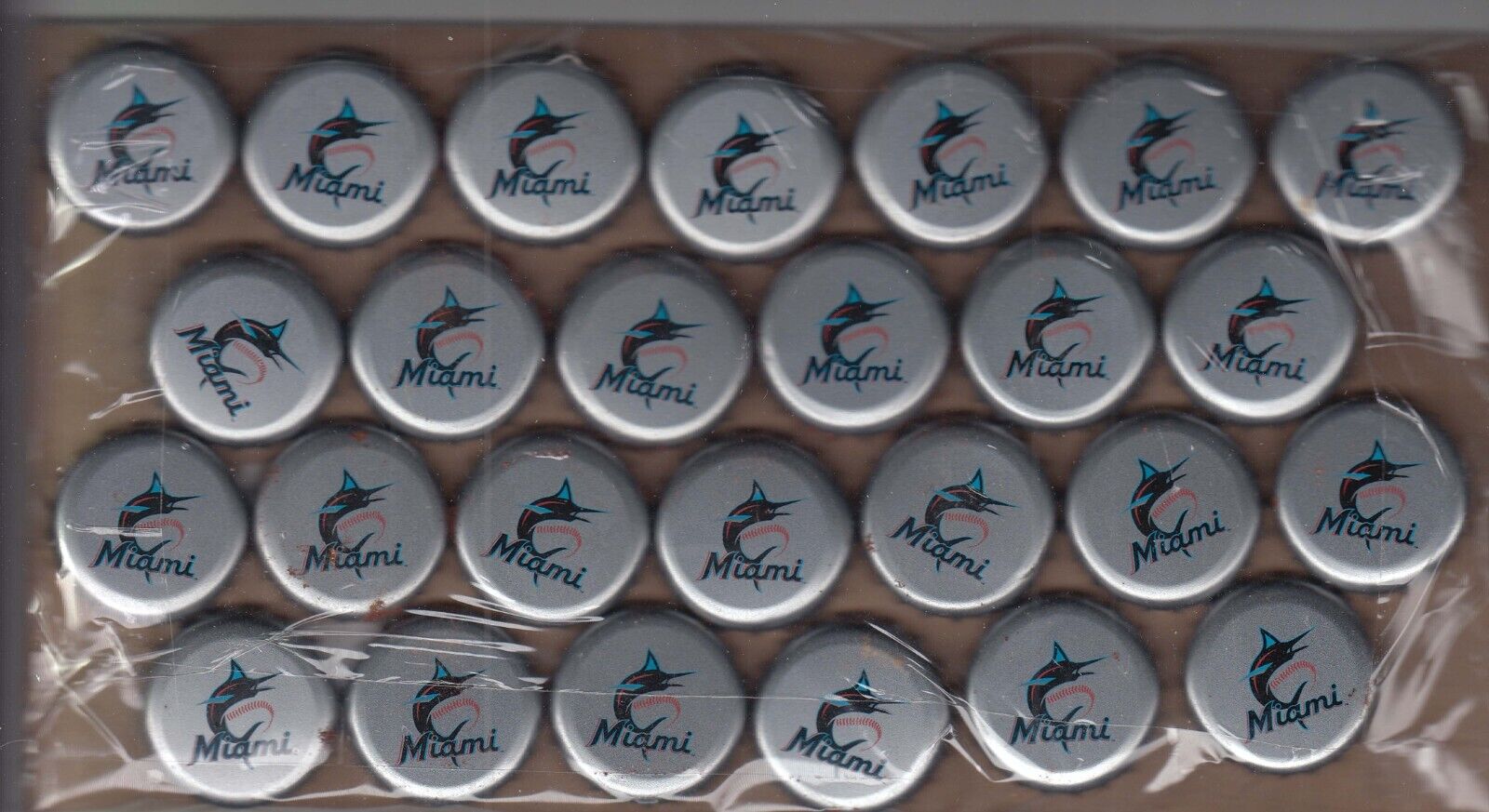 26 undented Florida Marlins MLB logo bottle crown caps from COORS LIGHT  CANADA