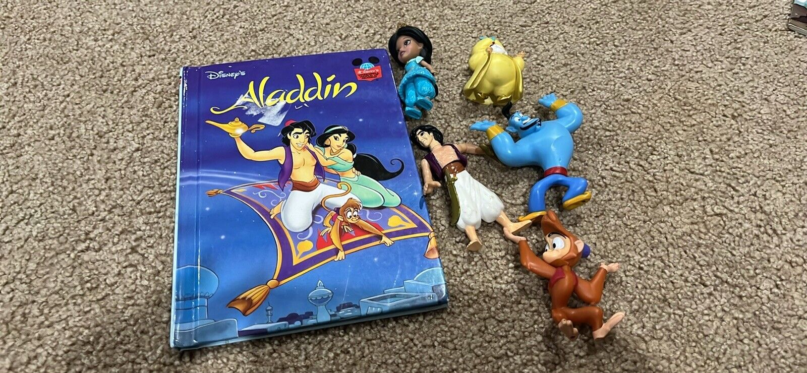 Lot of 5 Disney Aladdin Figurines