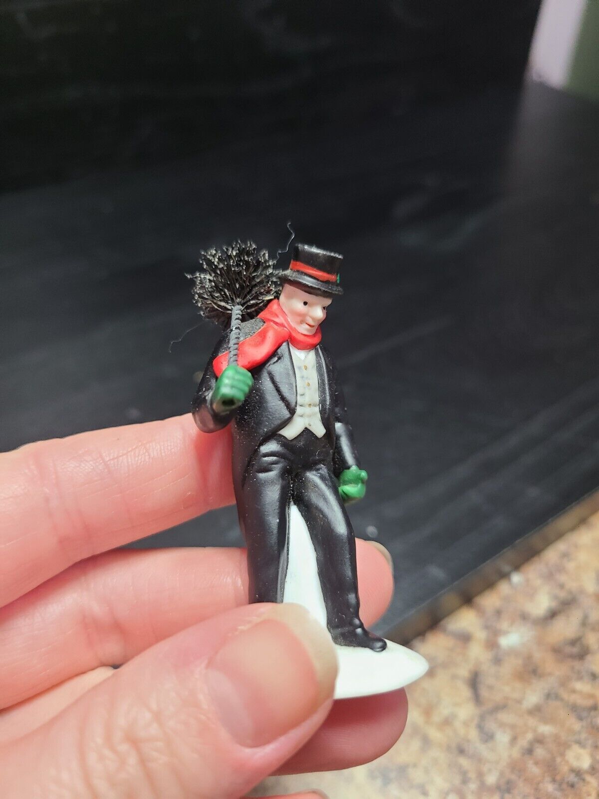 Department 56 CHIMNEY SWEEP Only READ Heritage Dickens Village 5569-7