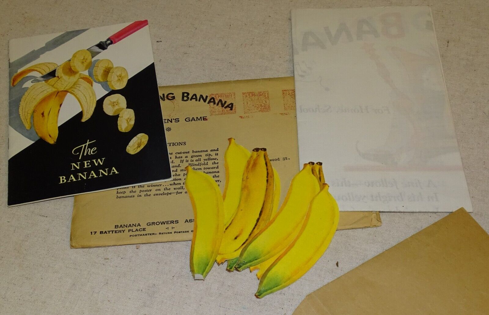 1931 Good King Banana Children's Game in original mailing envelope