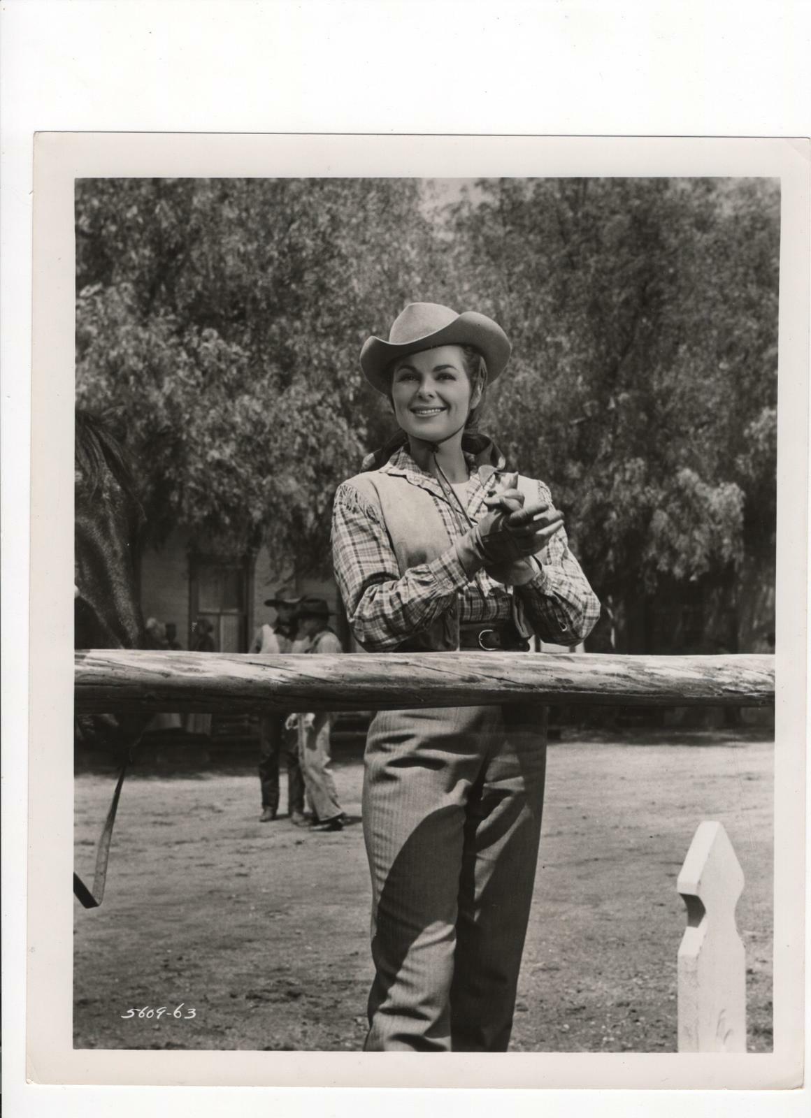 Barbara Hale in The Oklahoman 1957 STUNNING PORTRAIT COWGIRL SEXY Photo 341