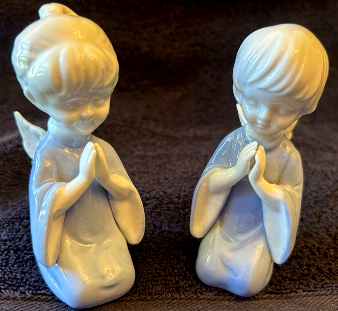 No. VINTAGE Lefton Porcelain Kneeling Praying Girl & Boy Blue White-1946-53 4\