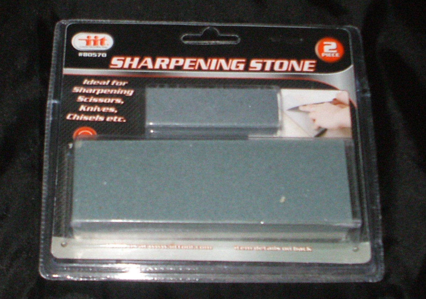 iit 80570 Sharpening Stone 2-Piece NEW NIP Sharpening Knives Scissors, etc