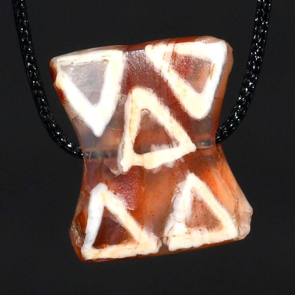 Ancient Indus Valley Civilization Etched Carnelian Bead with Rare Pattern