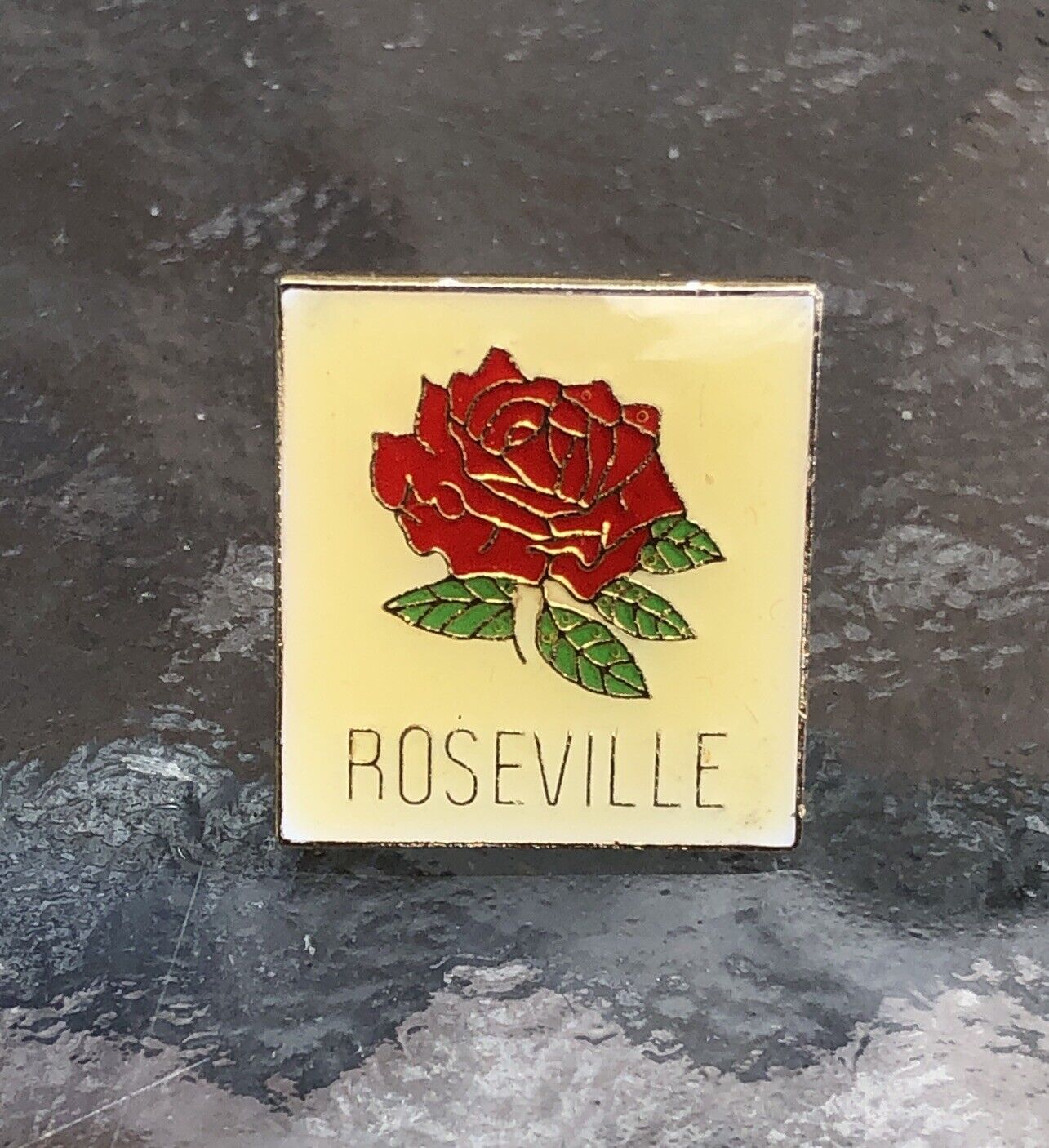 Roseville Red Rose Collectors Metal Lapel Pin