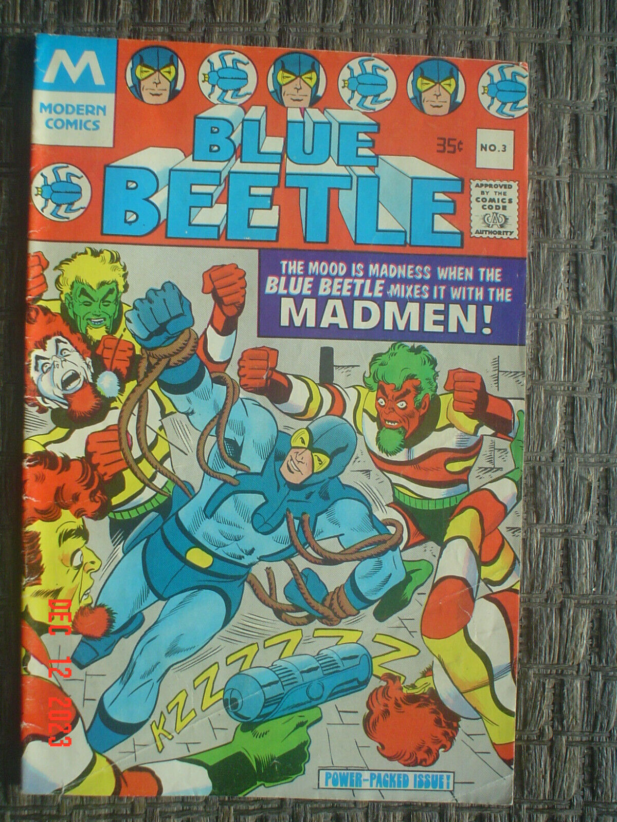 BLUE BEETLE #3 - MODERN COMICS - 1977 - GOOD CONDITION