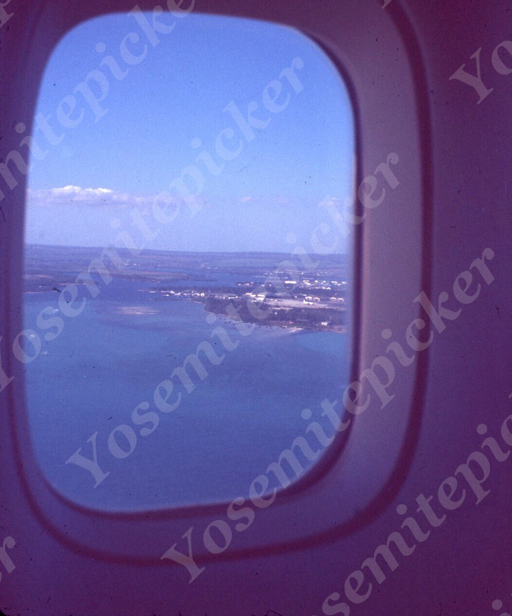 sl67 Original slide 1970\'s  Hawaii aerial view from Airplane window  015a