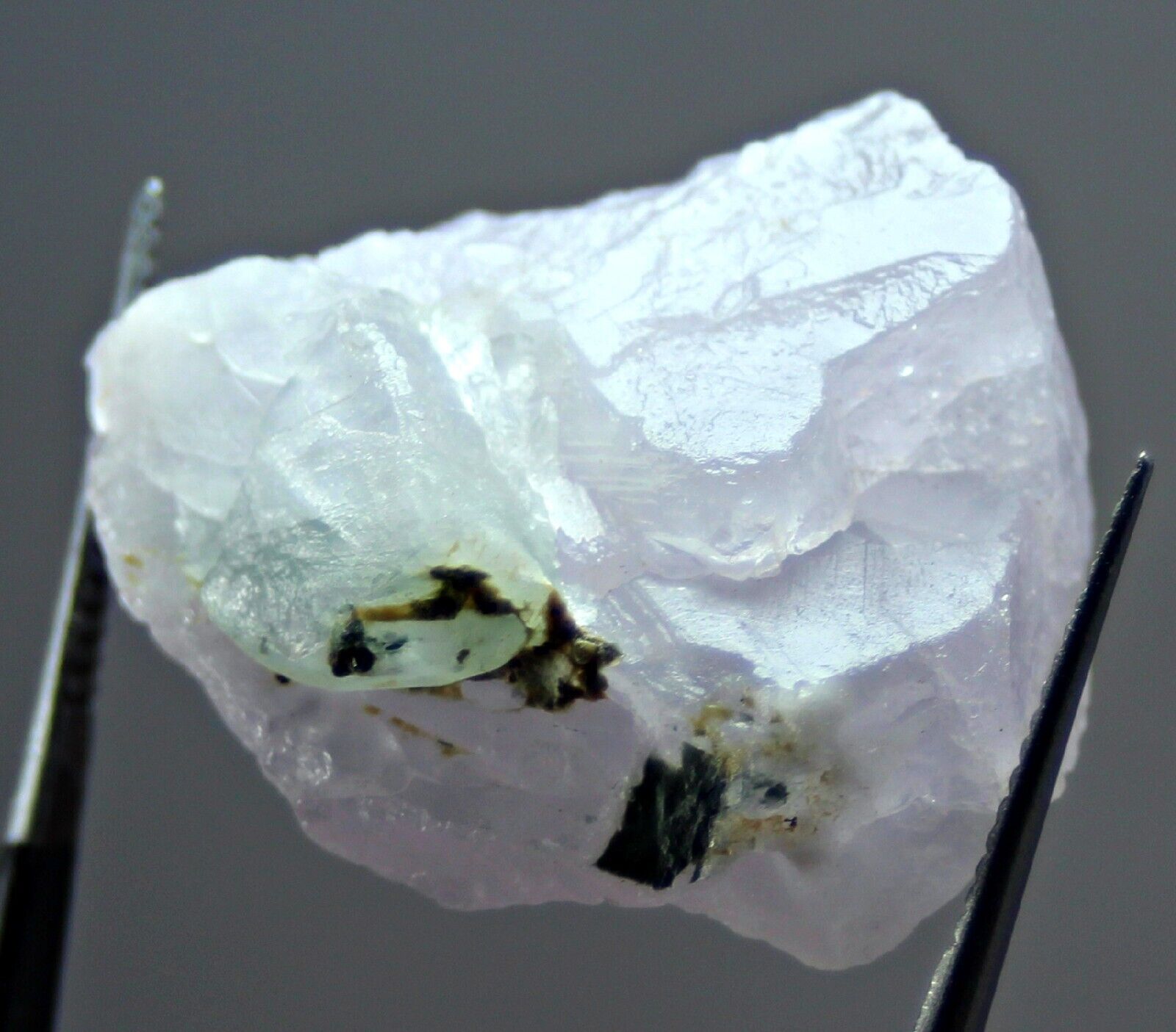 60.0 CT Apatite or Morganite Twin Crystals Combine Specimen, Skardu Pakistan