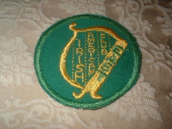VINTAGE IRISH AMERICAN CLUB EAST WILLOWICK OHIO EMBROIDERED EMBLEM PATCH ~ NOS