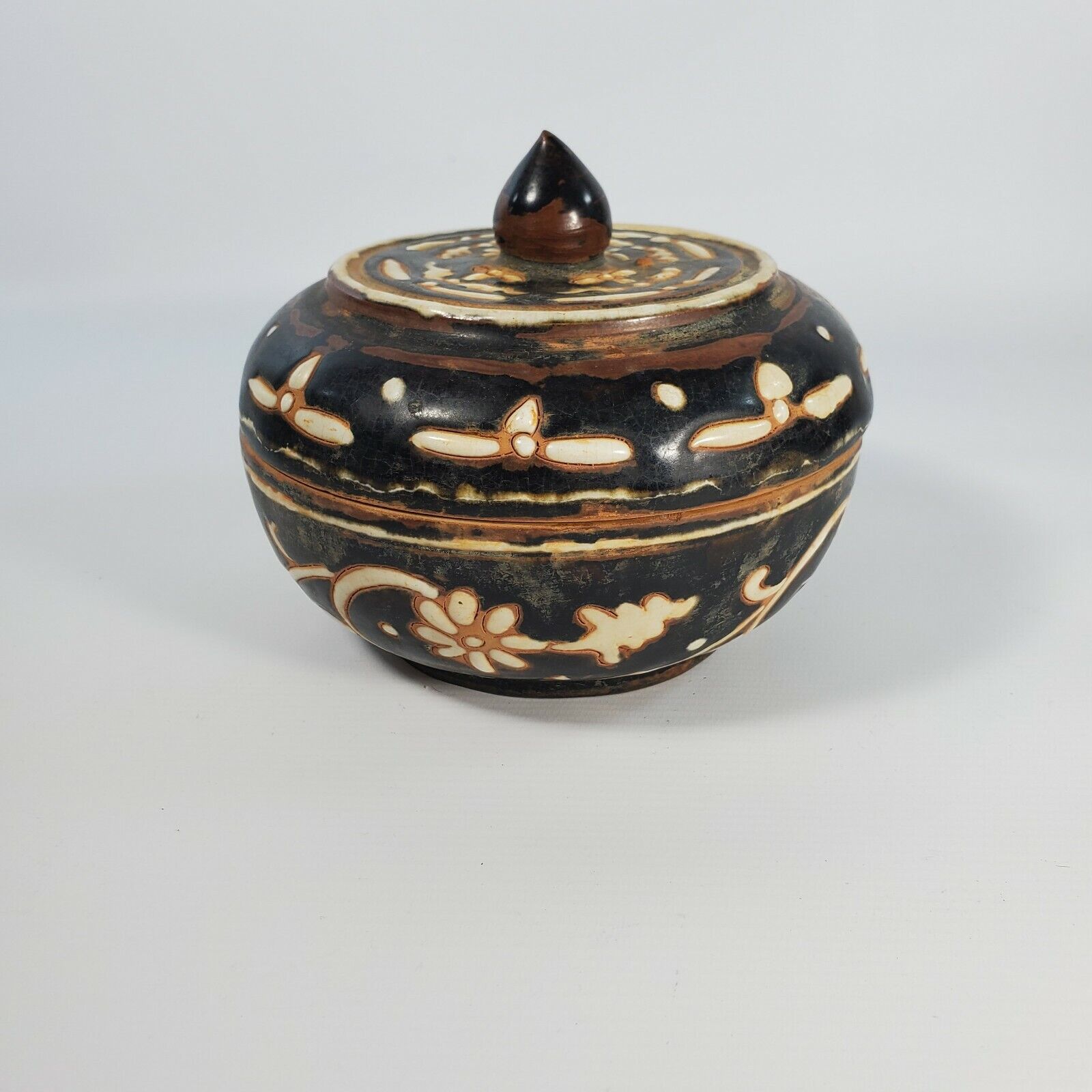 Vintage Thai Sawankhalok Mangosteen Shape Hand Made Covered Ceramic Bowl w/ Lid 