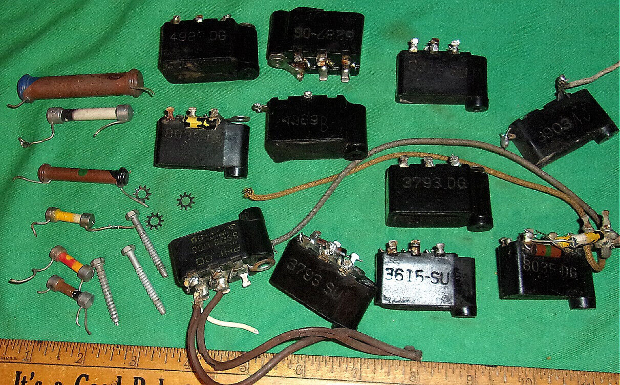 (11) Philco Black Bakelite Block Caps & Resistors (1930s) Clean Parts