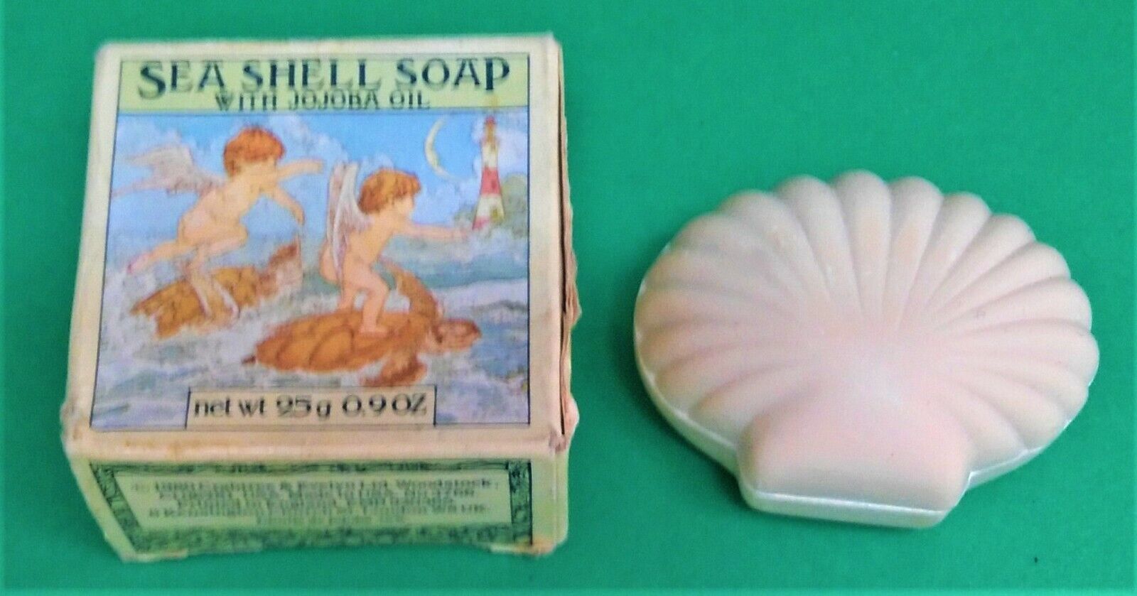 SEA SHELL SOAP VINTAGE 1980