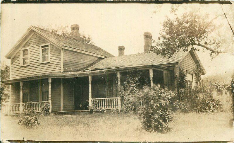 1924 Large Residence RPPC Photo Postcard 22-415