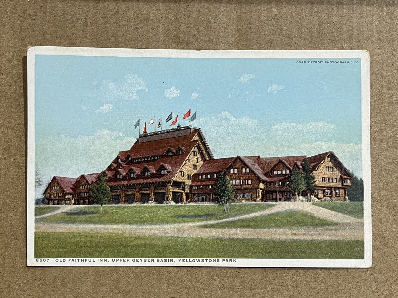 Postcard Old Faithful Inn, Upper Geyser Basin, Yellowstone National Park Antique