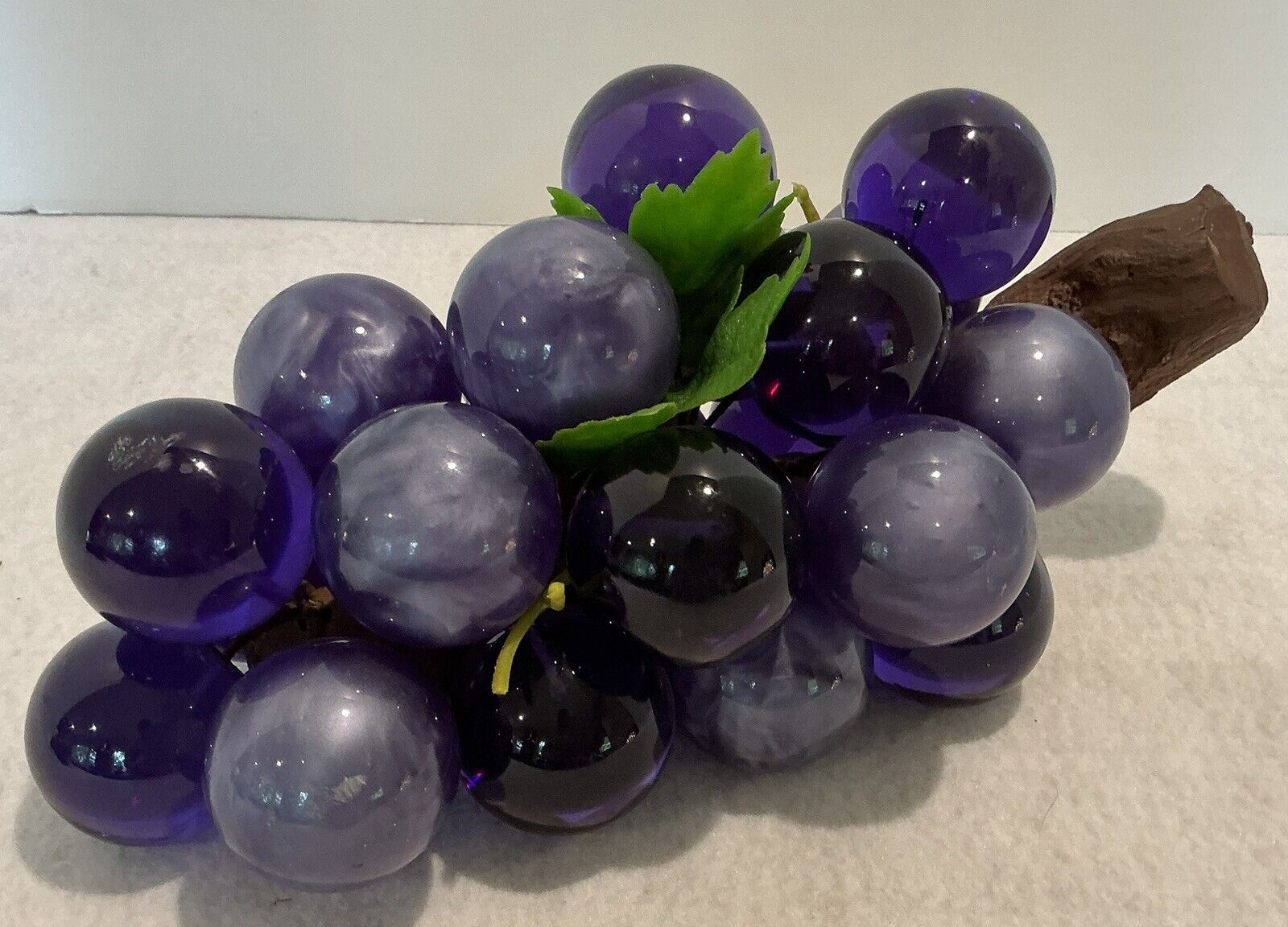 Vintage Lucite Acrylic Grape Cluster Purple Lavender  Pearlized Swirl Bunch 11”