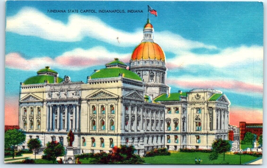 Postcard - Indiana State Capitol, Indianapolis, Indiana, USA