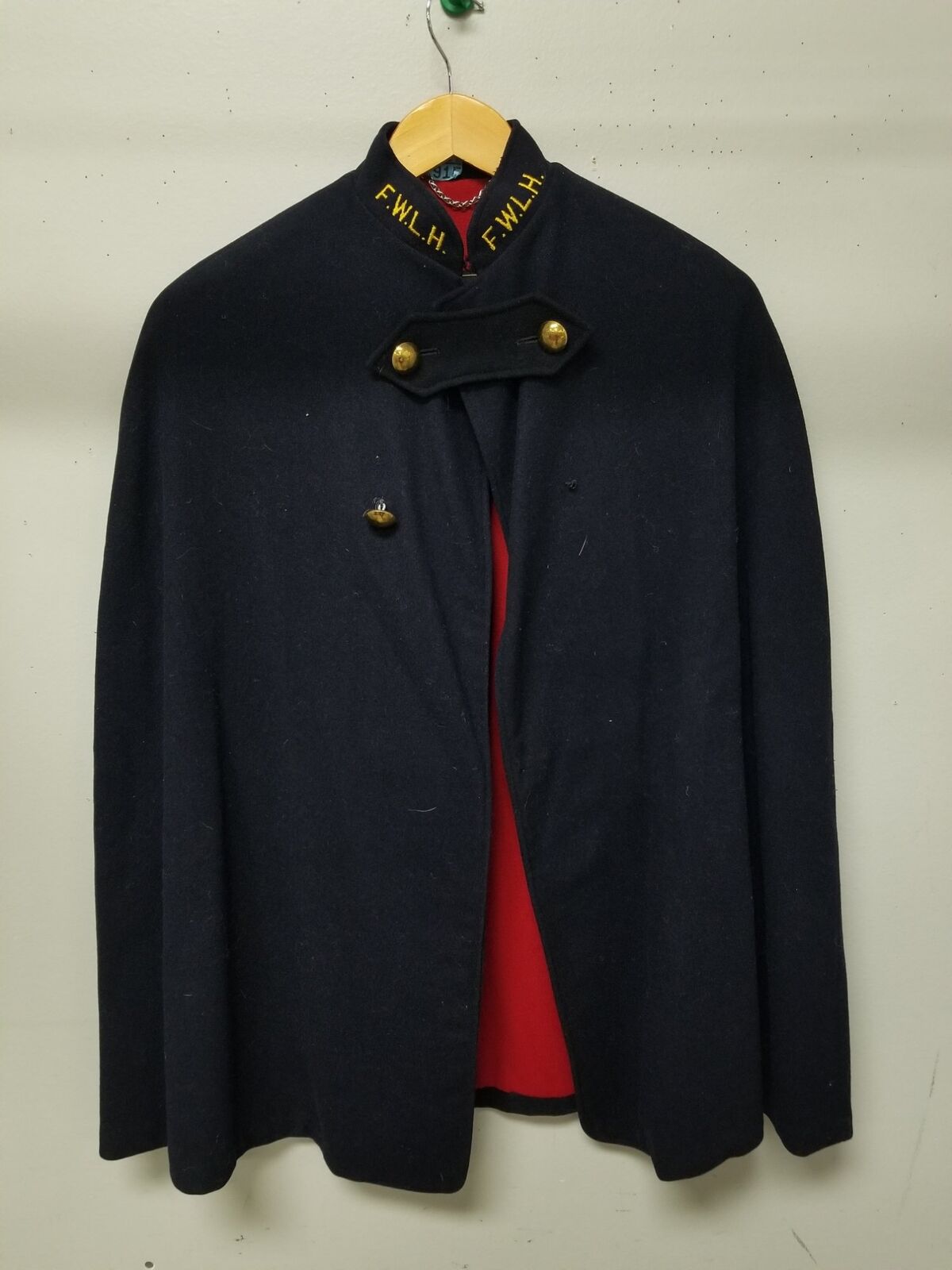 Vintage WW2 Snowhite Garment Mfg Navy Blue/Red Wool Nurse Cape Uniform