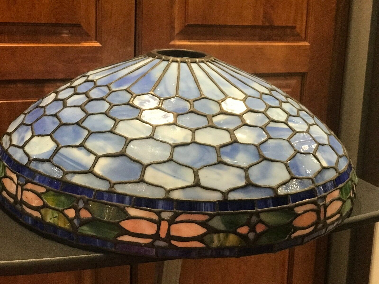 Exquisite Vintage Leaded Glass Shade.? Butterfly  Blue Pink Green 21\