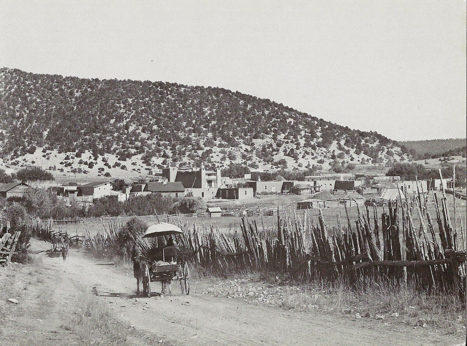 Postcard New Mexico Village Las Trampas 1912 (Photo: Jesse Nusbaum) (Repro) MNT
