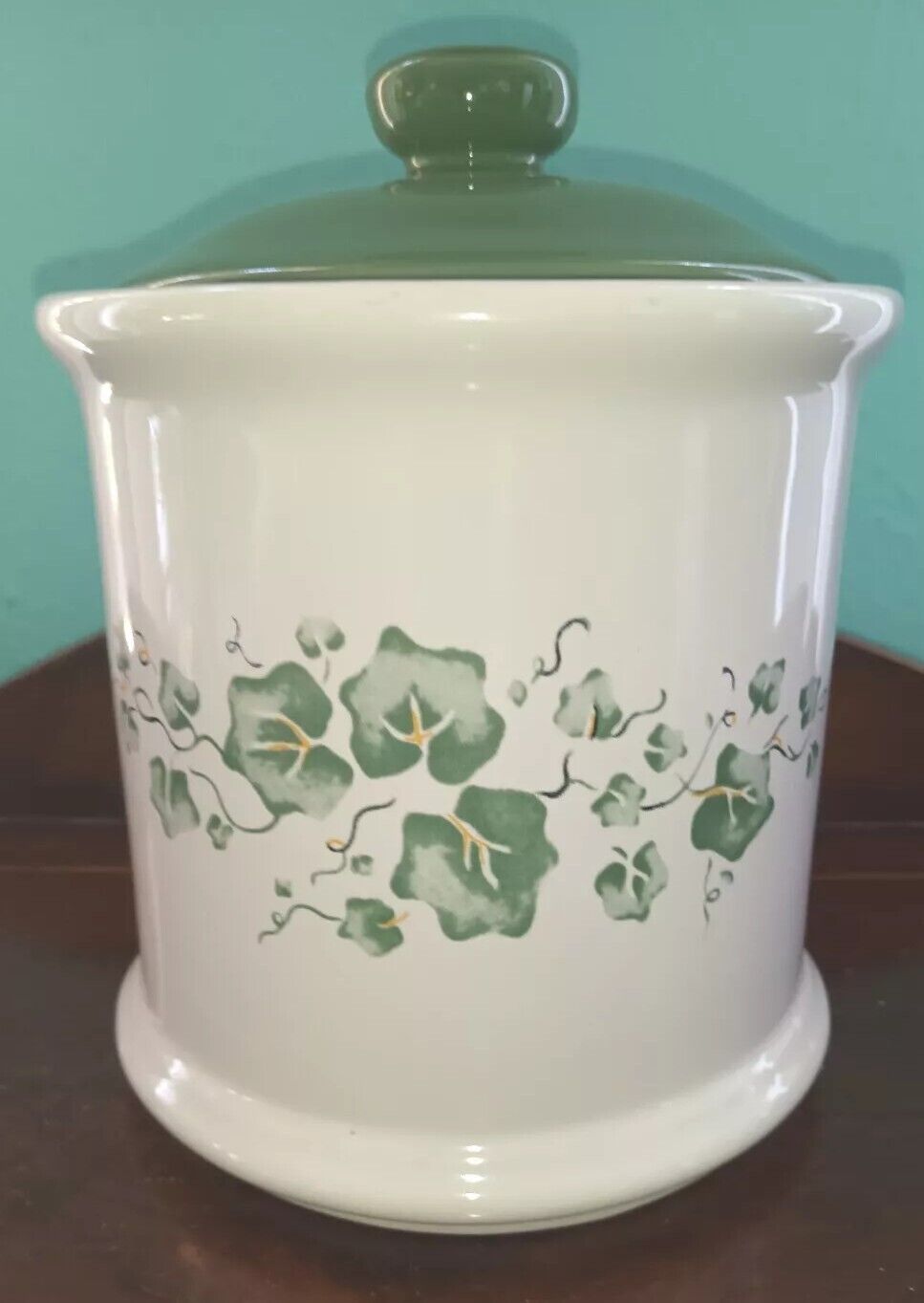 Jay Import Corelle Callaway Green Ivy Lidded Canister Jar With Gasket ~6\