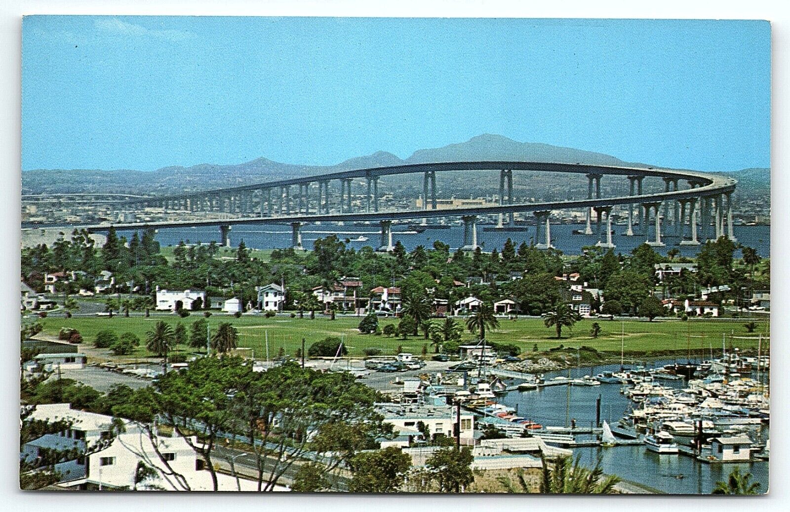 1950s SAN DIEGO CALIFORNIA SAN DIEGO-CORONADO BRIDGE UNPOSTED POSTCARD P3157