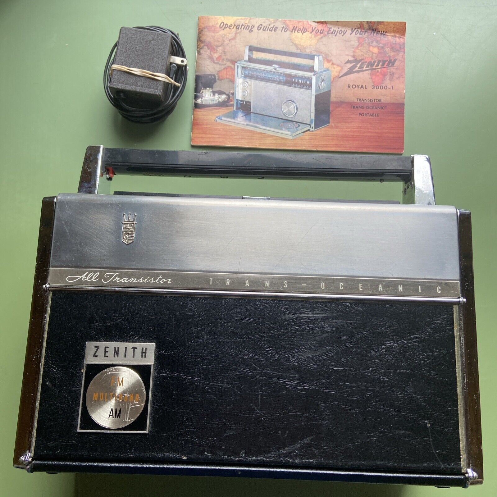 Vintage Zenith Trans Oceanic 3000 Royal Multi Band All Transistor Radio Works