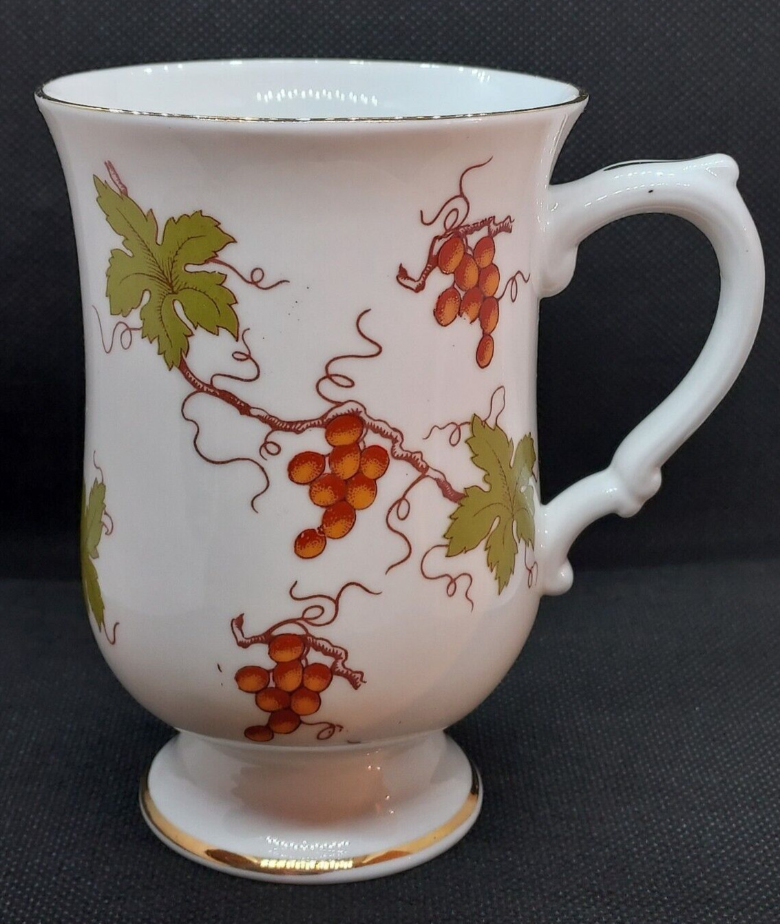 Vintage Royal Victoria Fine Bone China Mug - Grapes & Vines - 4.5\