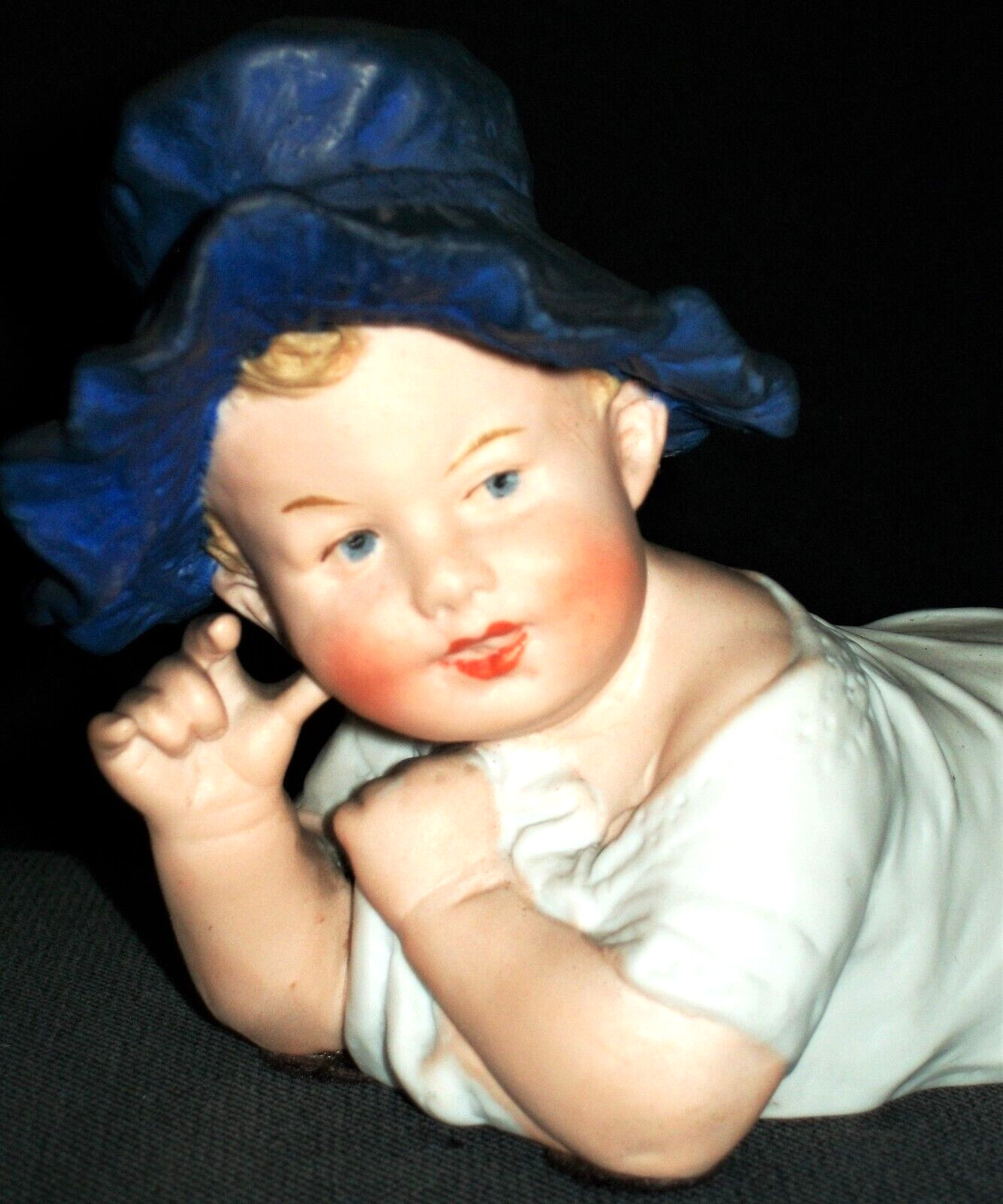 ANTIQUE GERMAN HEUBACH VICTORIAN BLUE BONNET PIANO BABY GIRL BISQUE FIGURINE