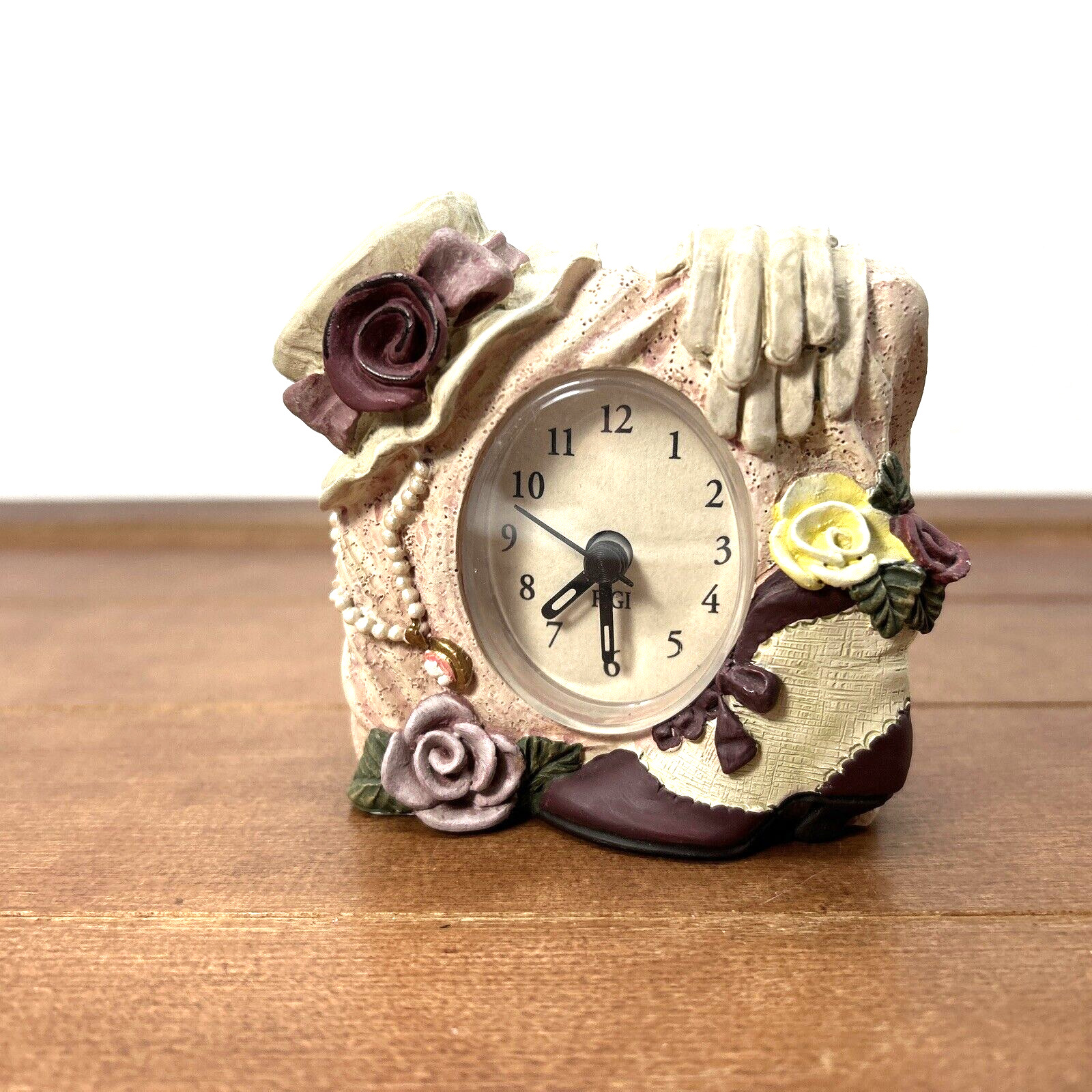 1998 Figi Graphics, Finery Mini Clock Victorian Design Small Vintage Decoration