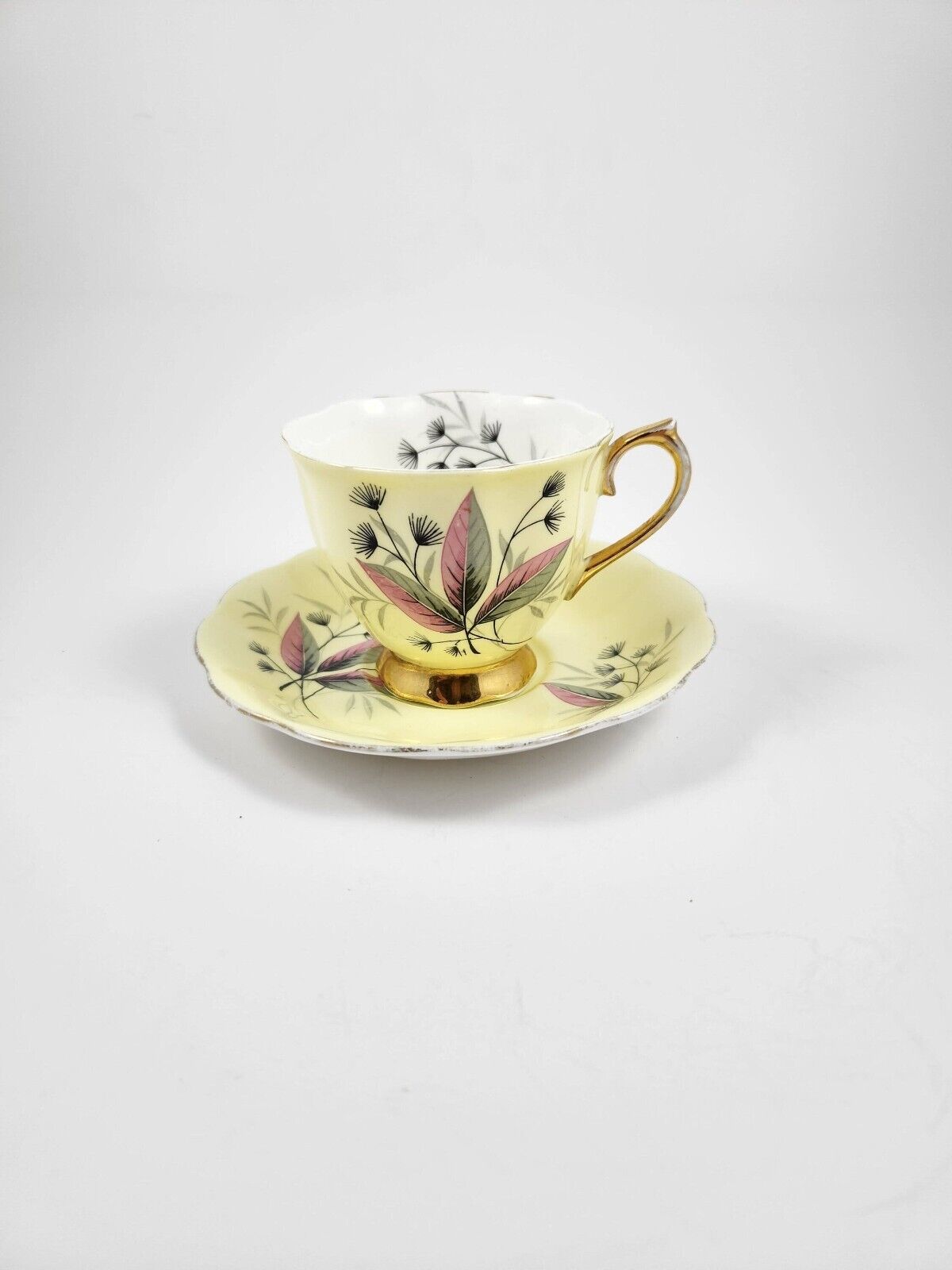 Royal Albert - Footed Teacup / Saucer - Featuring Pink, Grey And Gold Colours