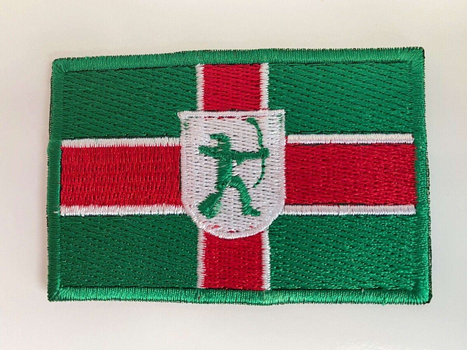 Embroidered Nottinghamshire County Flag High Quality Iron on Sew on Patch
