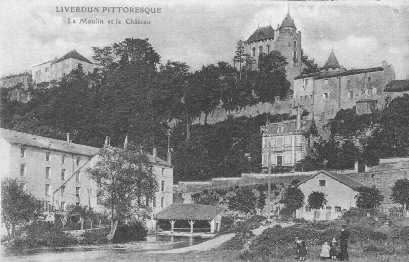 Vtg Postcard Le Moulin et le Chateau w/ People Liverdun, France Unposted DB