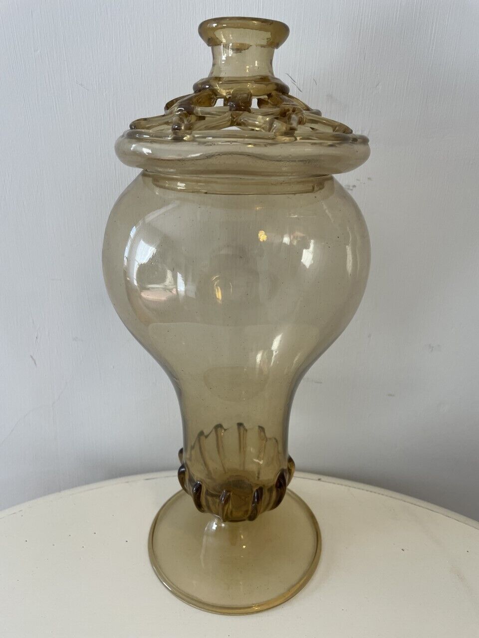Delicate & rare 17th century Venetian light amber glass flower vase