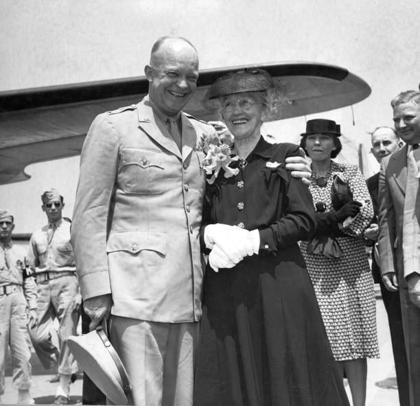 American General Dwight D Eisenhower poses mother Ida Eisenhower a- Old Photo