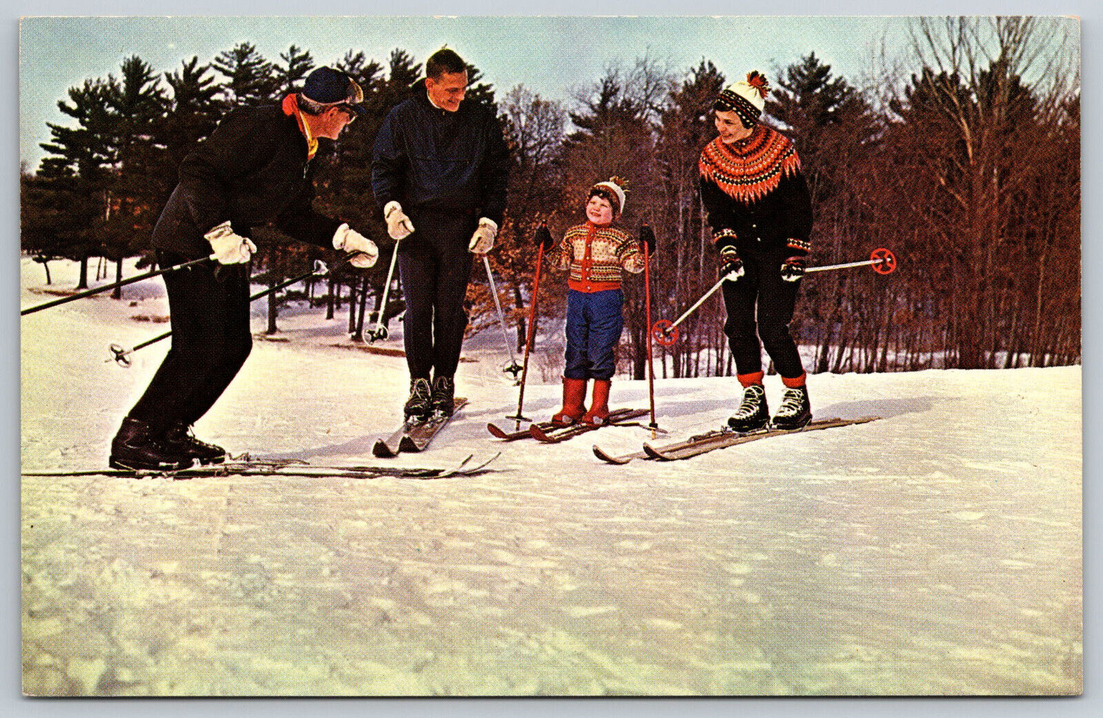 Postcard Family Ski Lesson Dell View Hotel Lake Delton, WI H19