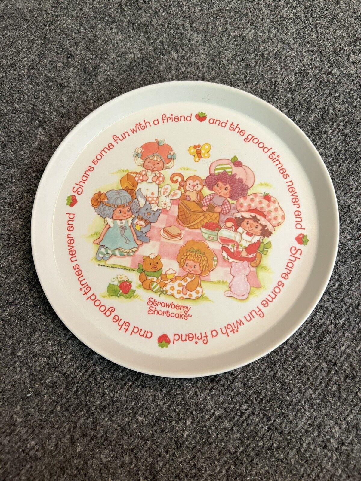 Vintage 1982 Strawberry Shortcake Fun Friends 8.25in Plate Malamine SiLite 3101