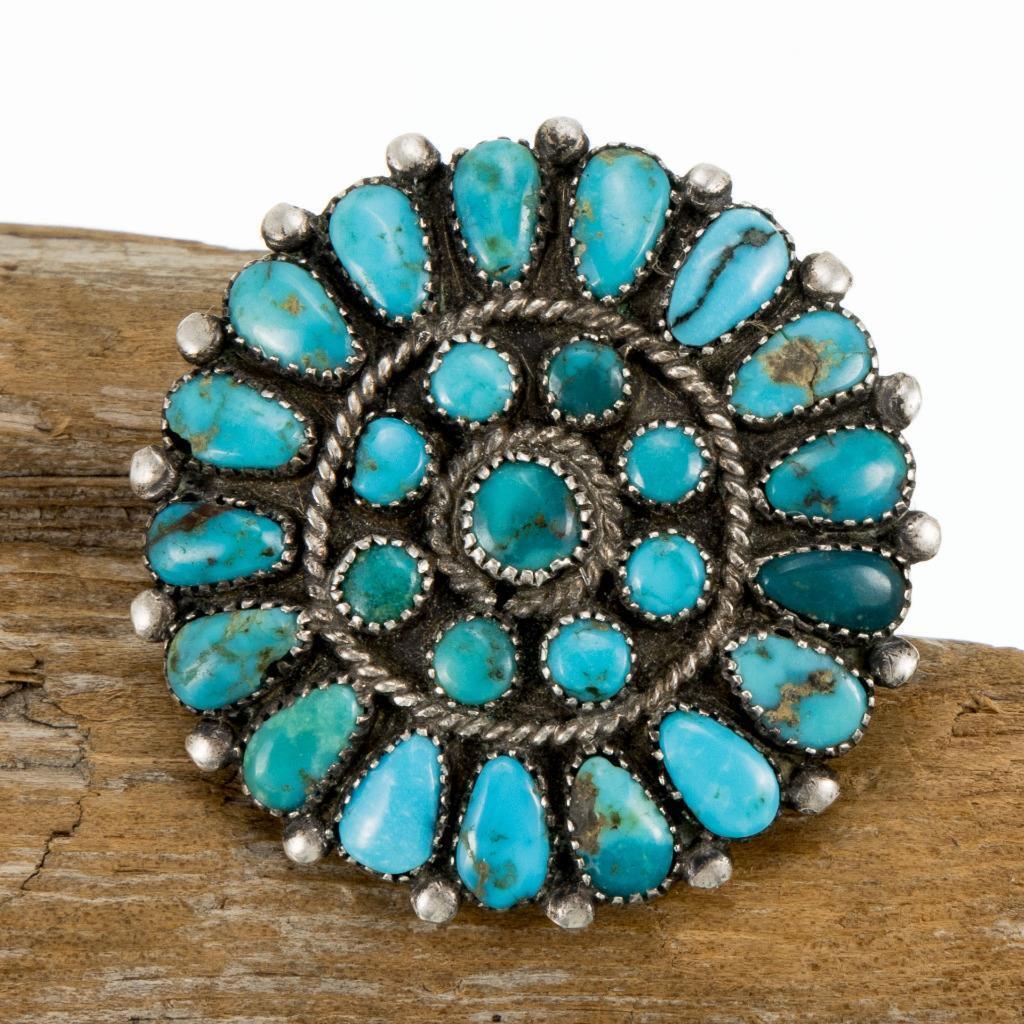 Vintage Zuni Turquoise Brooch Small Natural Needlepoint Collar Pin Old Pawn