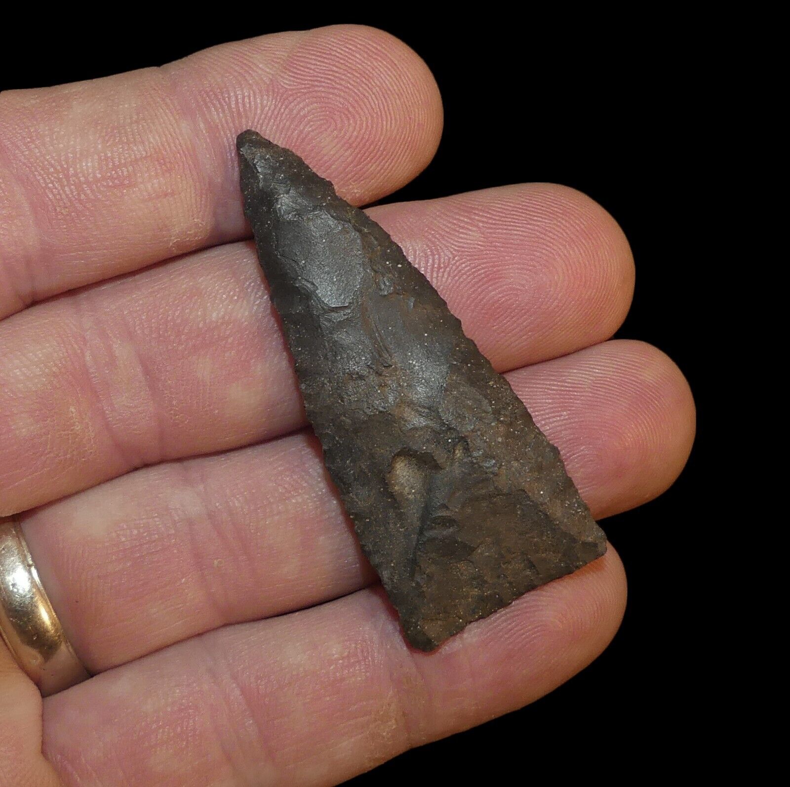 EARLY TRIANGULAR SOUTH TEXAS AUTHENTIC INDIAN ARROWHEAD ARTIFACT COLLECTIBLE