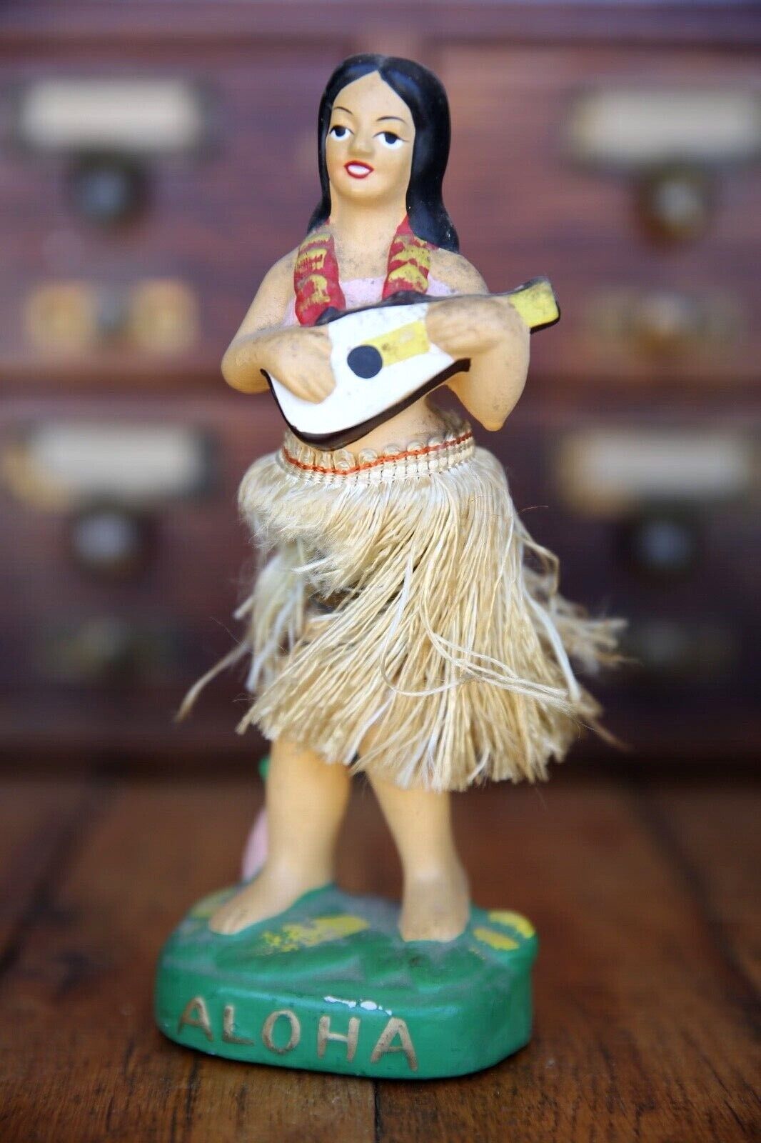 Vintage Aloha Hula Girl Ukulele Nodder Dashboard Dancer Bobble Hawaii Tiki doll
