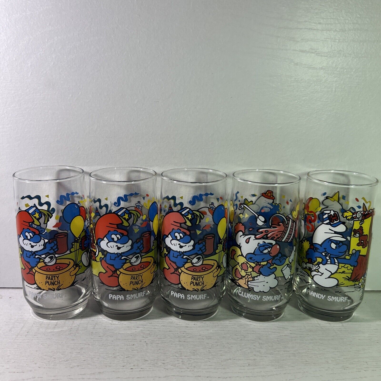 Lot of 5 Vintage Hardee's Peyo Smurf Glasses 1982/1983 Wallace Berry