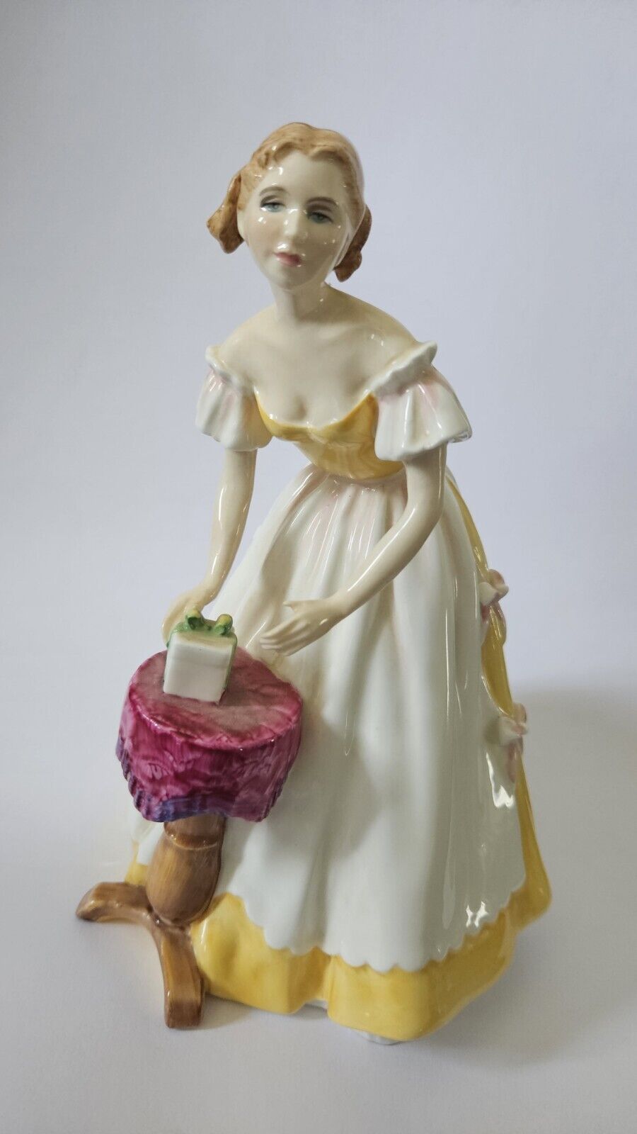 Royal Doulton Figurine \