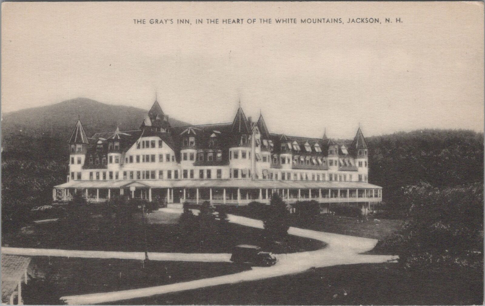 Postcard The Gray\'s Inn Heart of White Mountains Jackson NH 
