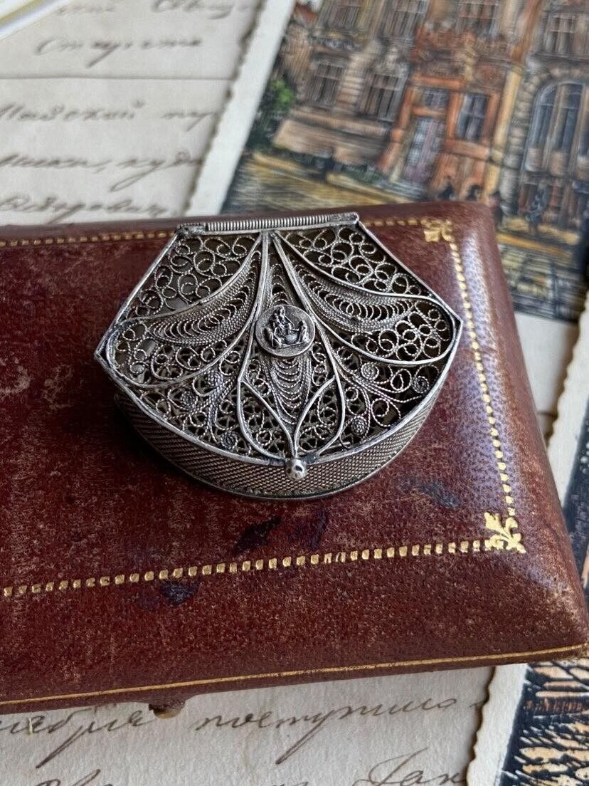 Vintage Christian Religion Silver 800 Filigree Reliquary Opening Box Solid Rare