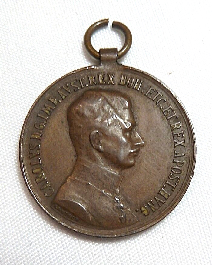 Austria / Hungary Karl I Bronze Bravery Medal Kautsch WW1 FORTITVDINI