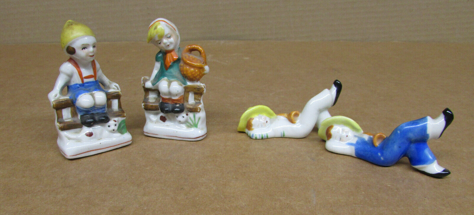 Occupied Japan 2 Sets Figurines Vintage Original Excellent